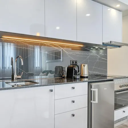 Bse15 1c, A In Madeira * Funchal (Madeira)